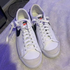 Nike blazers low  ‘77